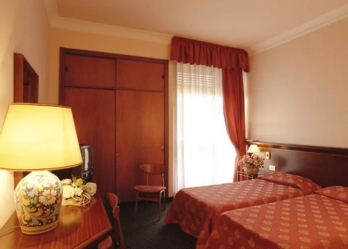 トレッタ ホテル 4*